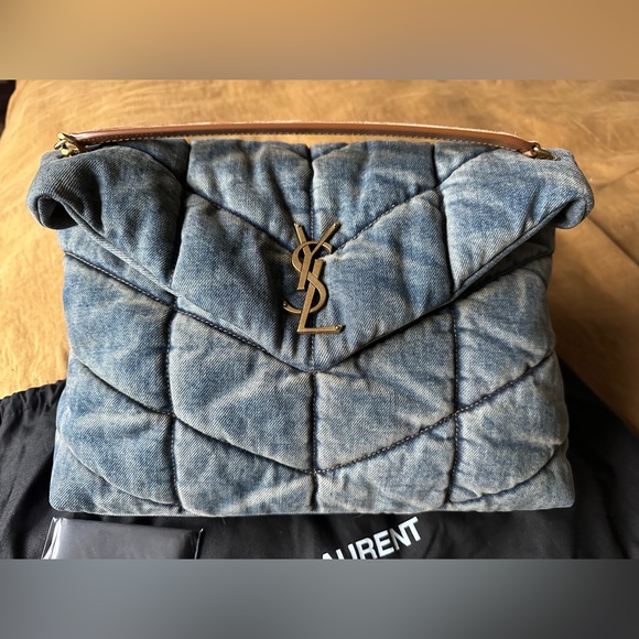 Saint Laurent Denim Quilted Medium Loulou Puffer - Picture 2 of 12